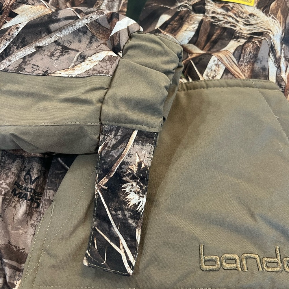 Banded Youth Pullover - Picture 4 of 8